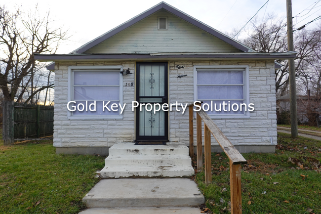 Large 2 Bed 1 Bath Home For Rent In Muncie... - Large 2 Bed 1 Bath Home For Rent In Muncie...