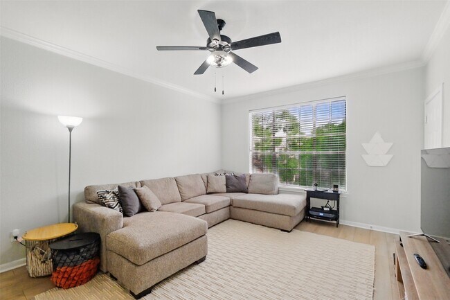 Photo - 2255 Braeswood Park Dr Unit 166