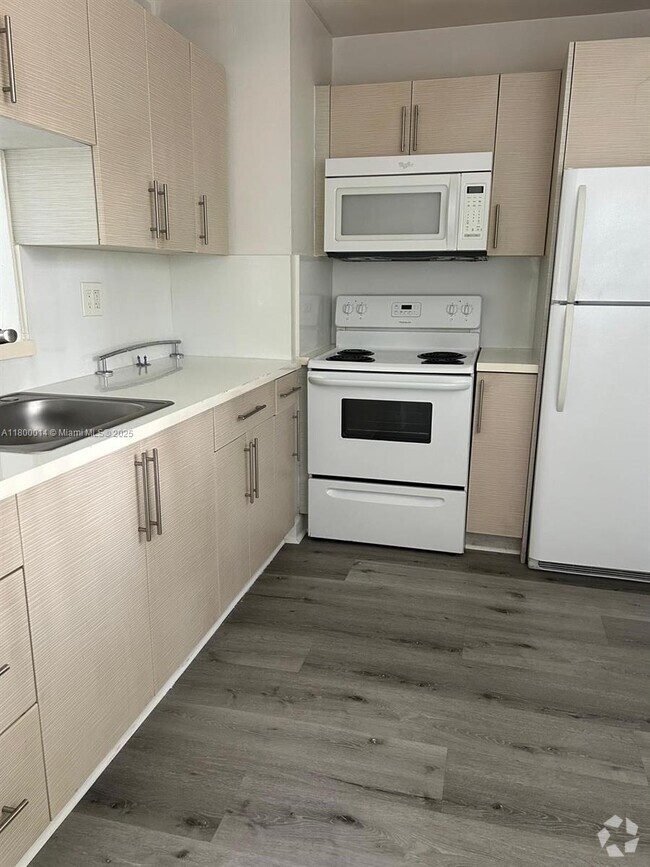 Building Photo - 4393 NW 11th St Unit 17 Rental