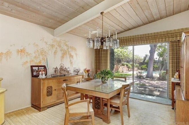 Photo - 5265 Hewlett Dr