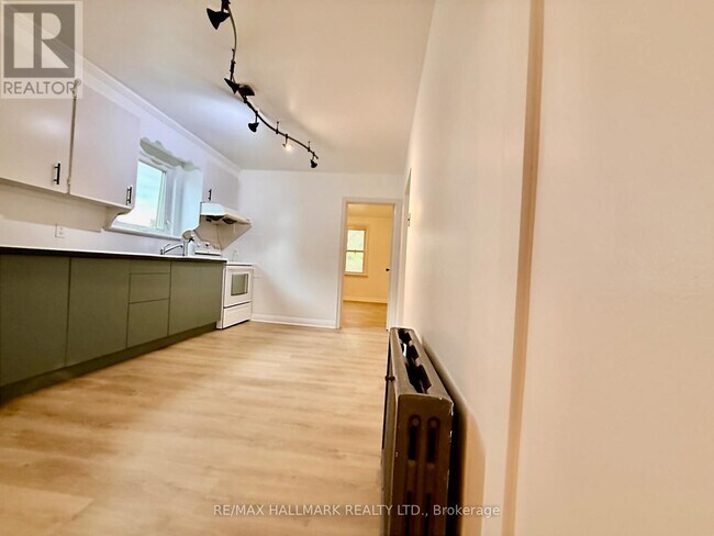 Photo - 314 Browns Line