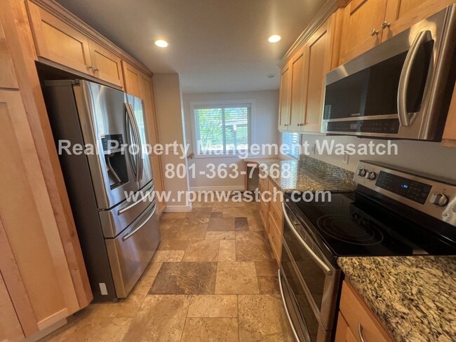 Photo - Look at This Beautiful 2 Bedroom 1 Bathroom Split Single Family home is Sugarhouse!!