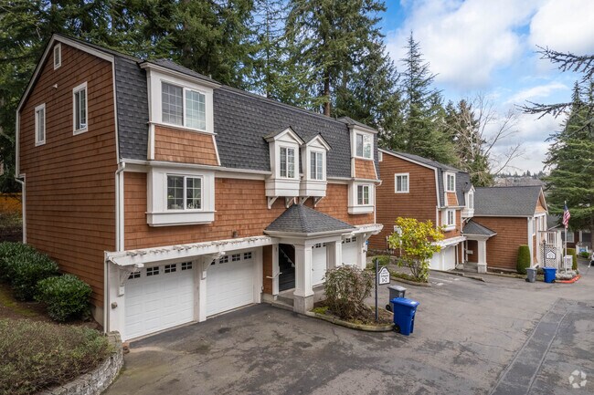 Exterior - 3018 128th Ave SE Apartments