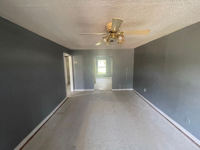 Photo - 3 bedroom, 1 bath