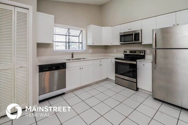 Photo - 9905 Piney Point Cir