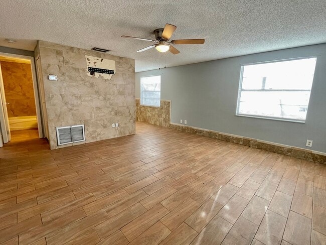 Photo - Sunny Lakes Unidad 512