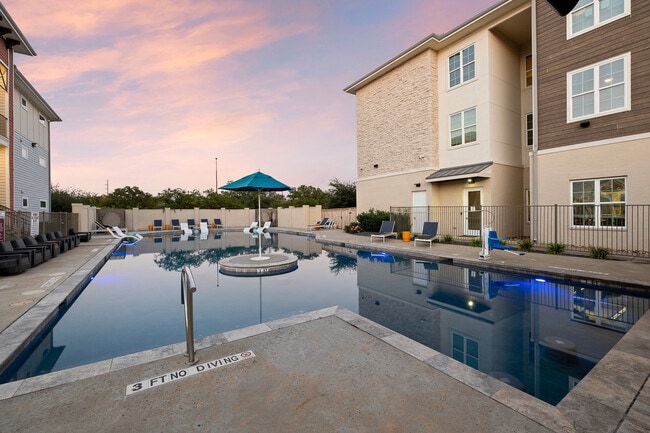 Photo - Holleman Crossing