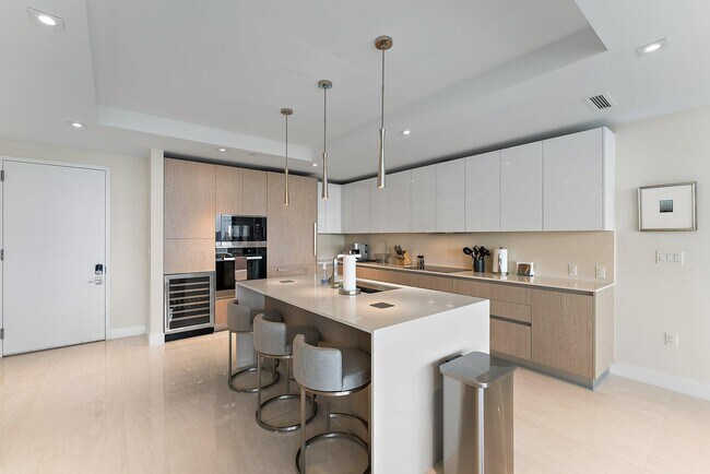 Photo - 3100 N Ocean Dr Unit 1906
