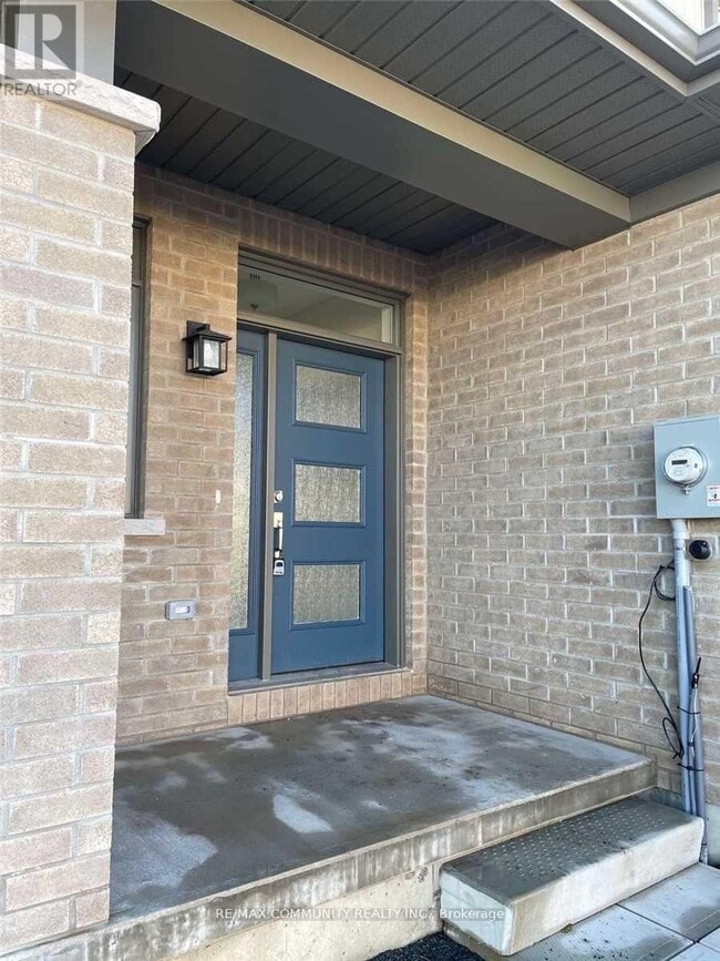 Photo - 23 Nipigon St
