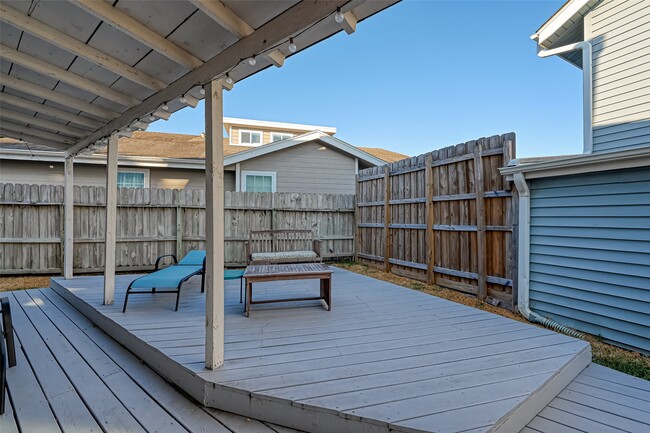 Photo - 88 Lakeview Village