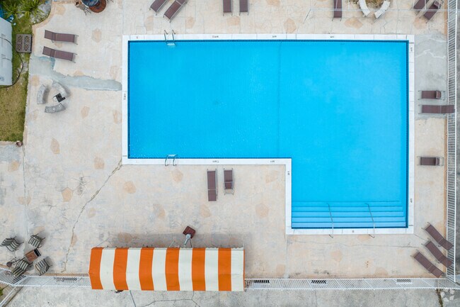 Photo - Buckley Towers