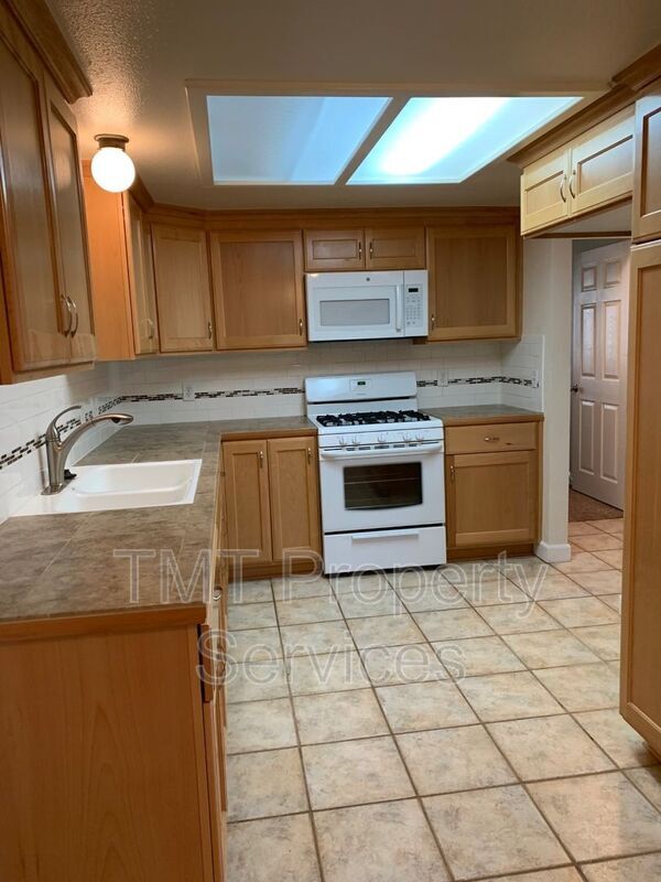 Photo - 7464 Santa Ysabel Ave