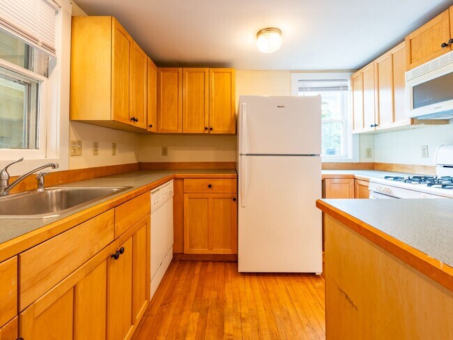 120-126 North Willard St