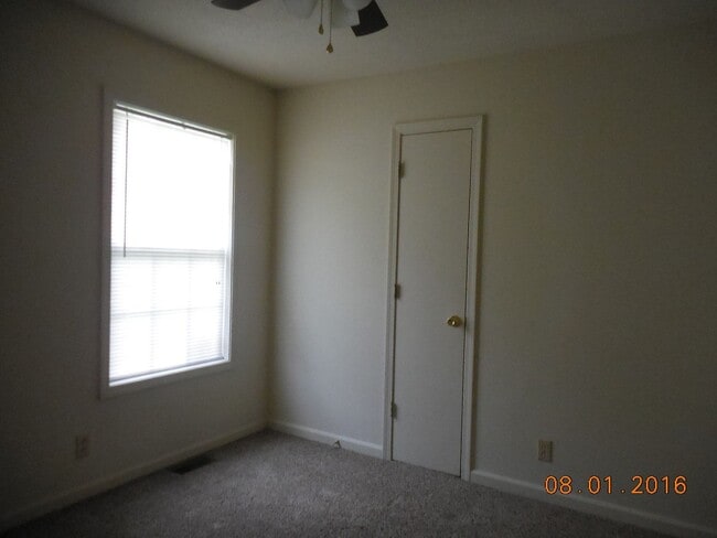 Photo - 223 Jim Thorpe Dr