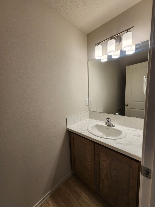Photo - New Construction 3 Bedroom Townhome-Style Duplex – Modern Living in Madras