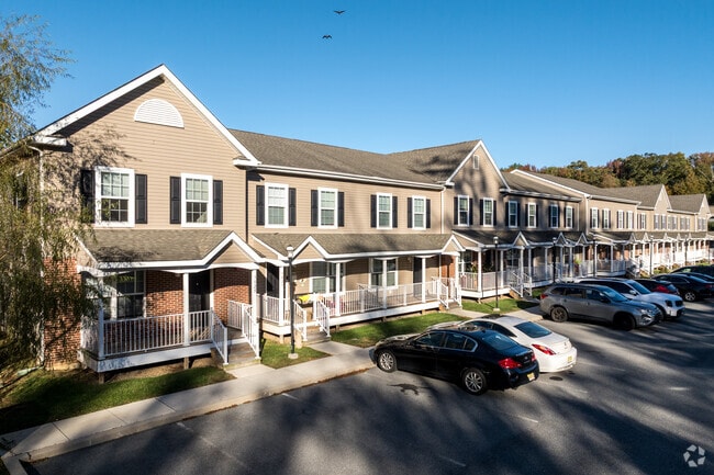 Building Photo - West Creek Village