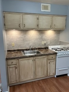 Photo - 2514 Telegraph Rd Unit B