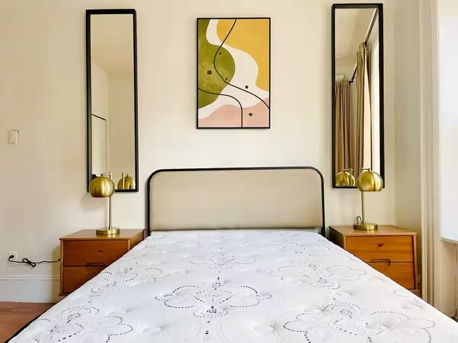 Photo - Furnished room/NOT APARTMENT Unit 3W