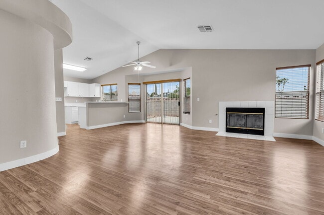 Photo - Newly Updated Property 3 Bedroom/2 Bath Single Story close to Summerlin Parkway and Buffalo