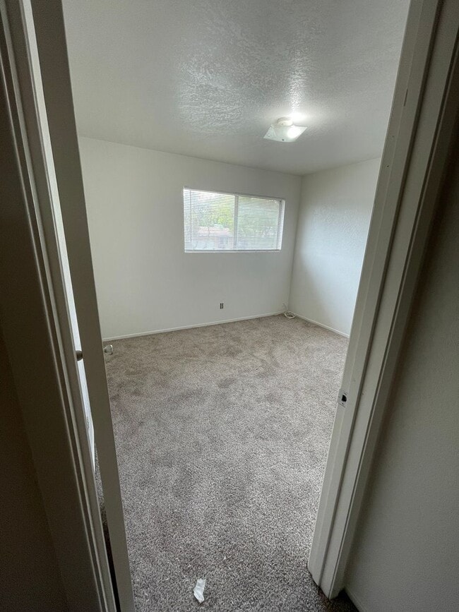 Photo - Charming Townhouse (2 Bed / 1.5 Bath)