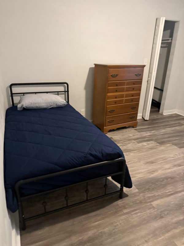 Photo - 220 Avondale Rd