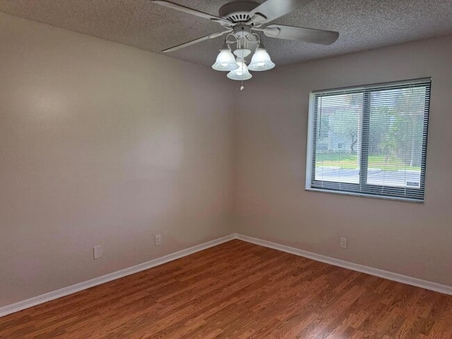 Photo - 3710 N Pine Island Rd Unit 122