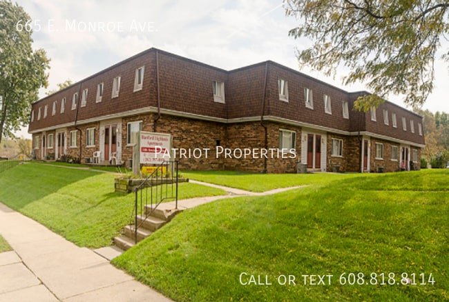 Building Photo - 665 E Monroe Ave Rental