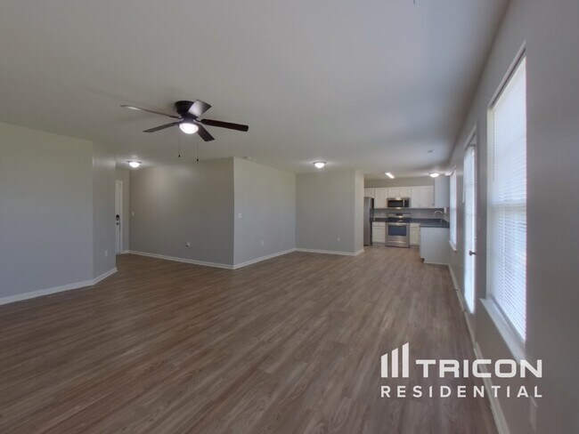 Photo - 1221 Grace Ct