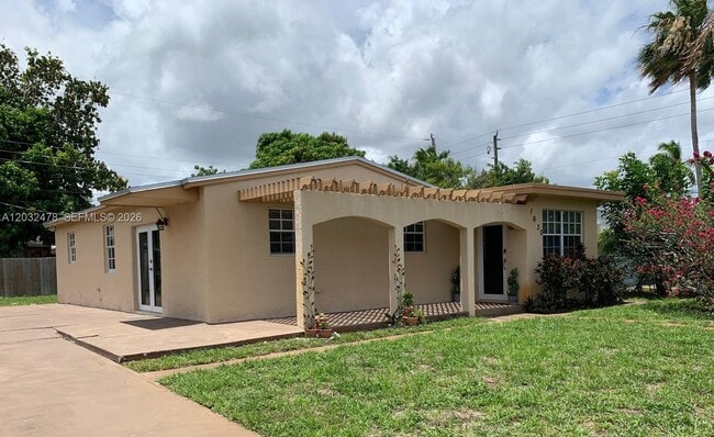 Building Photo - 1630 N 68th Ave