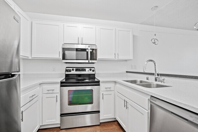 Photo - 801 2nd Street Apartments