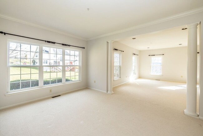 Photo - 171 Madison Way