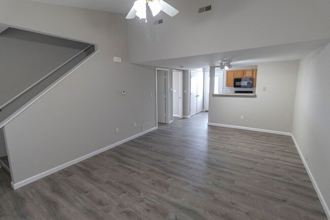 Photo - 5305-5307 Currituck Ln Unidad 5307 Currituck Lane