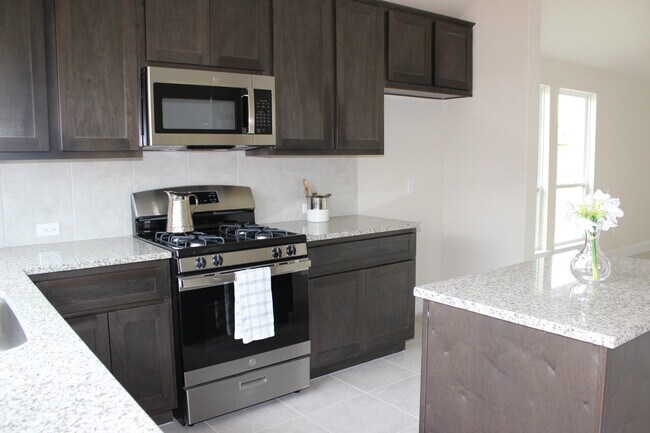 Photo - 108 White Dunes Dr