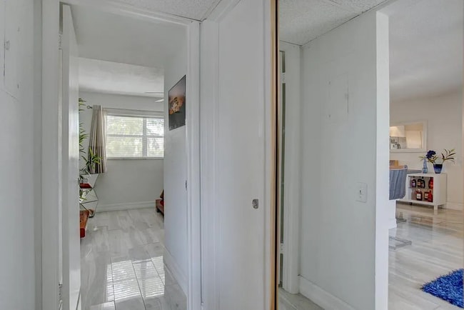 Photo - 5260 NE 6th Ave Unit 17D