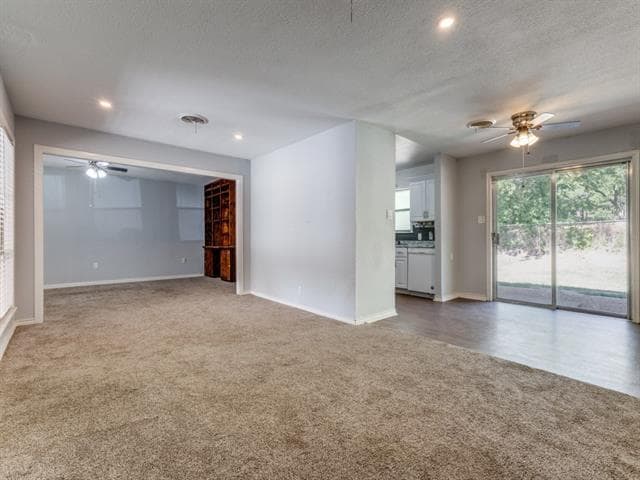 Photo - 12 Geraldine Ln