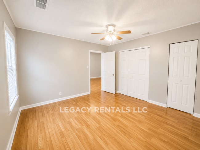 Photo - 241 Evansdale Ave