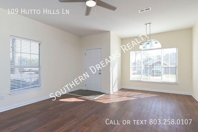 Photo - 109 Hutto Hill
