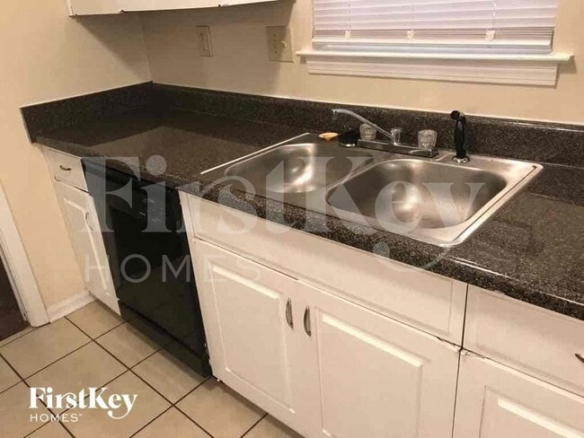 Photo - 5712 Fox Bend Ave