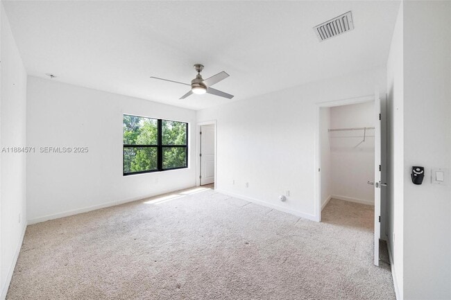 Photo - 186 SE 5th Ct