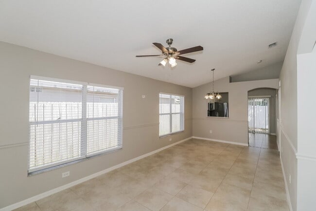 28709 Seashell Ct