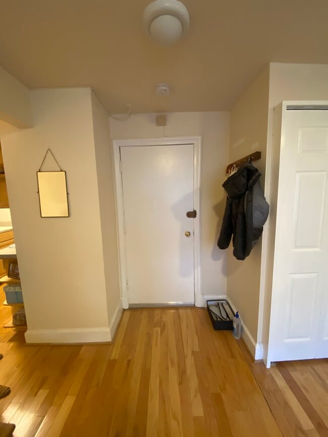 Photo - 2032 Belmont Rd NW Unit 136
