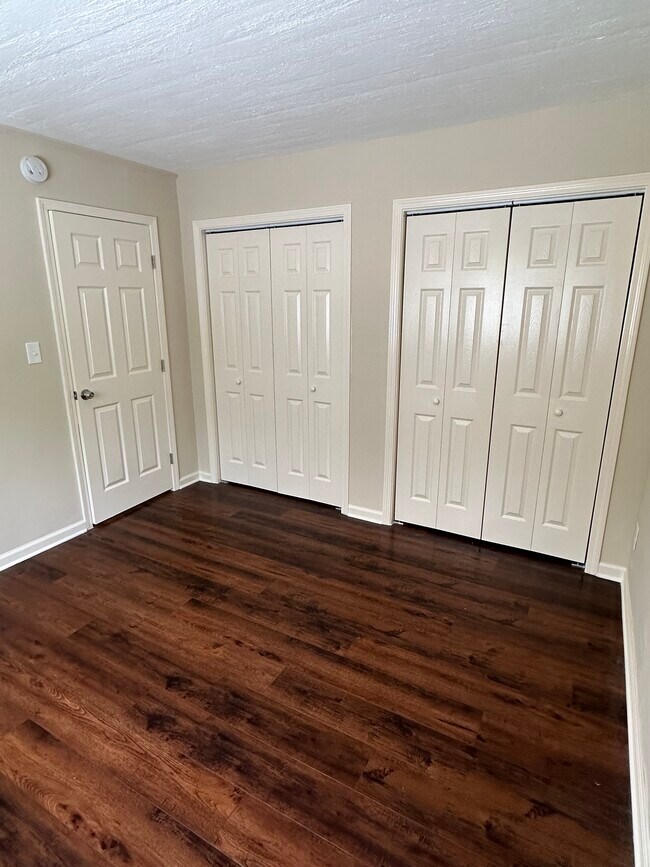 Photo - 668 Linwood Ave NE Unit 2