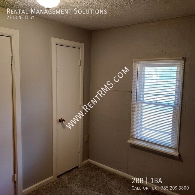 *OAKLAND AREA* 2718 NE B St 2 BED/1 BATH Rental House Rental in Topeka, KS