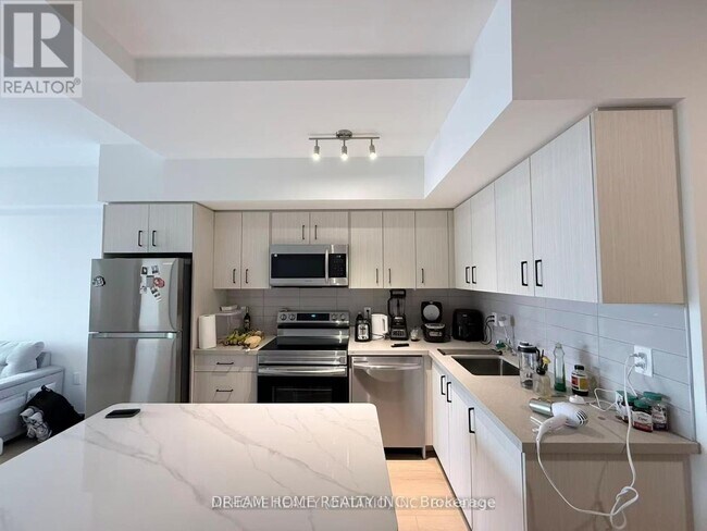 Photo - 708 Sheppard Ave E Unité 708