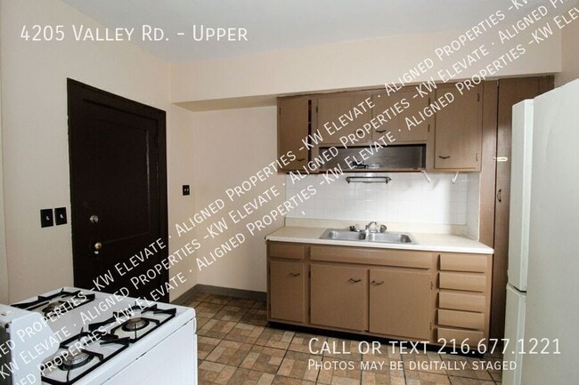 Photo - 4205 Valley Rd Unidad Upper