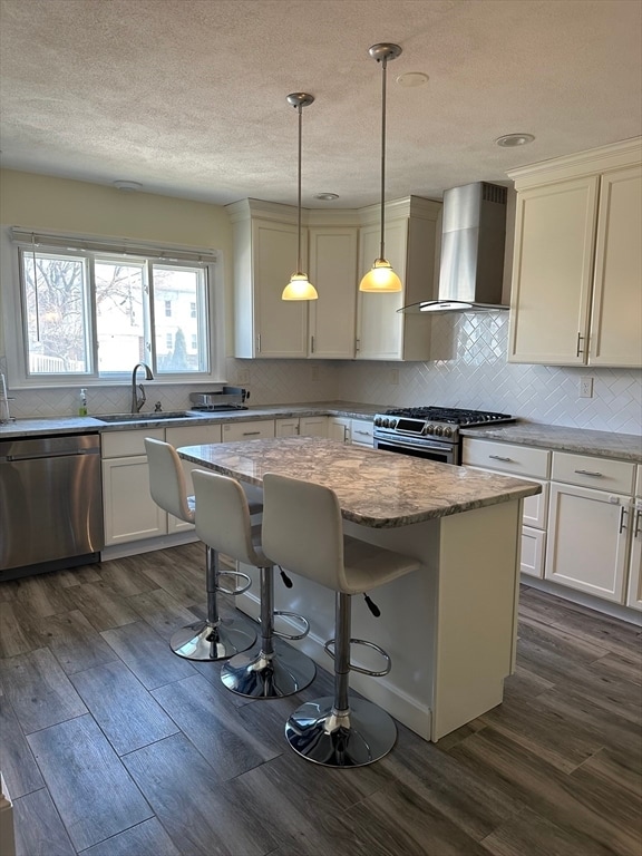 Photo - 1088 Saratoga St Unit 1