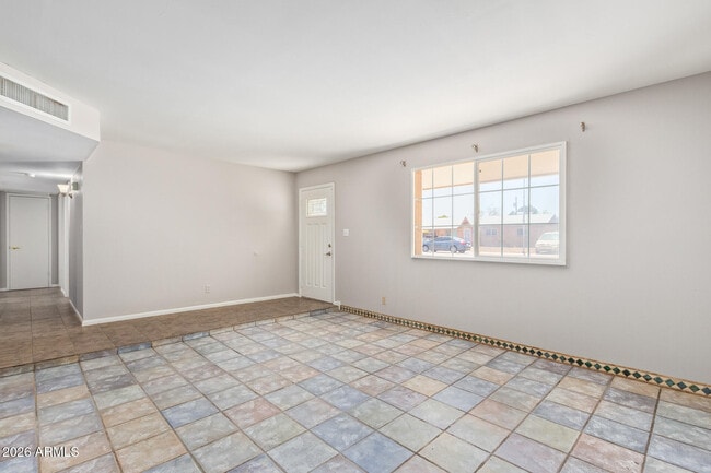 Photo - 1918 E Palmcroft Dr