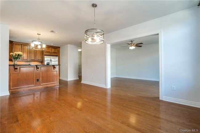 Building Photo - 101 Sheldrake Pl Unit 1