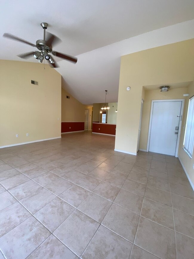 2312 SW 20th Ct