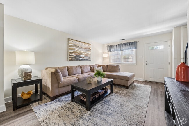 Interior Photo - Somerset Woods Townhomes